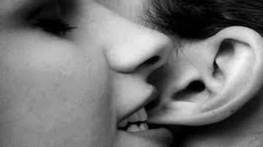 كيف أكون جريئة مع زوجي